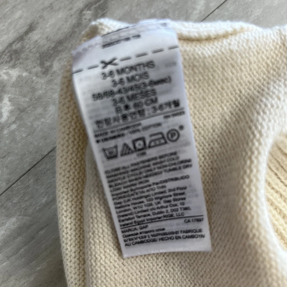 LOT of 2❤️GAP SWEATER DRESS & TEA COTTON DRESS , 3/6 MONTH BABY GIRL, LOT